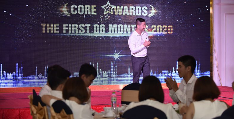 Ông Nguyễn Văn Dương – CTHĐQT CoreRealty phát biểu mở đầu lễ vĩnh danh Core Awards 2020