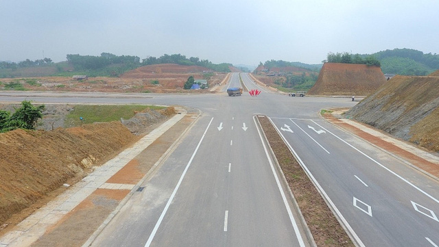 Một góc tuyến đường nối Quốc lộ 32C với đường cao tốc Nội Bài - Lào Cai