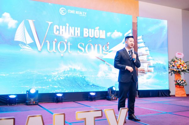 CEO Nguyễn Văn Dương gửi lời cảm ơn chân thành tới các quý vị đại biểu đã tới chung vui với sự kiện đầy ý nghĩa của công ty