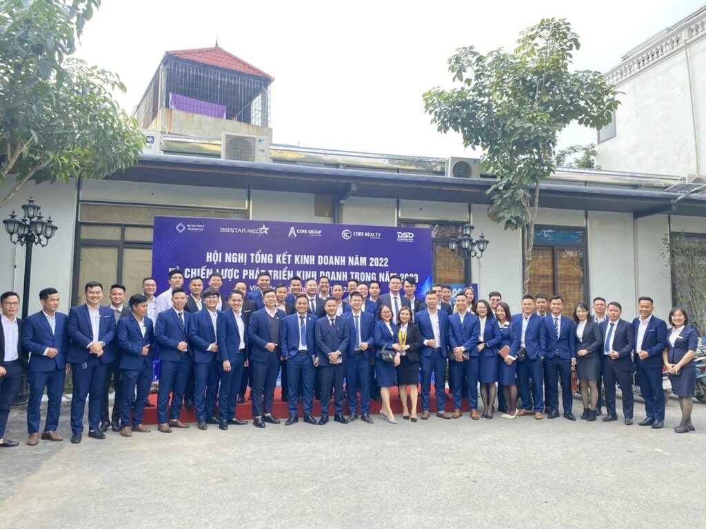 Hội nghị Tổng kết kinh doanh 06 tháng cuối năm 2022 và Chiến lược kinh doanh năm 2023